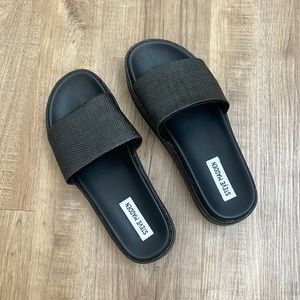 Steve Madden Kasper Platform Slides